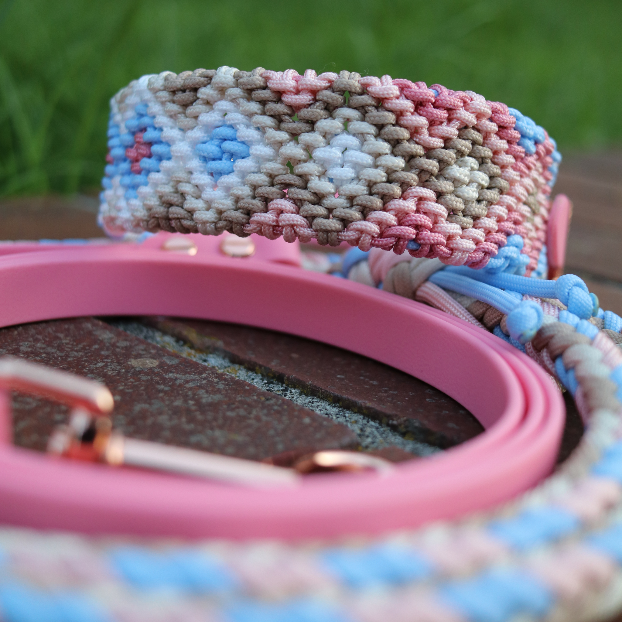 Paracordkombi "Lotus" in Rosa und Polar