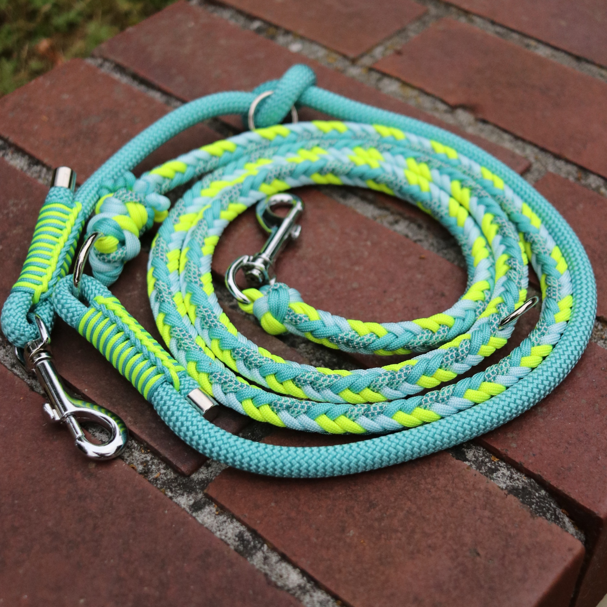 Paracord/Tau Leine "Herringbone" in Neon Gelb und Türkis