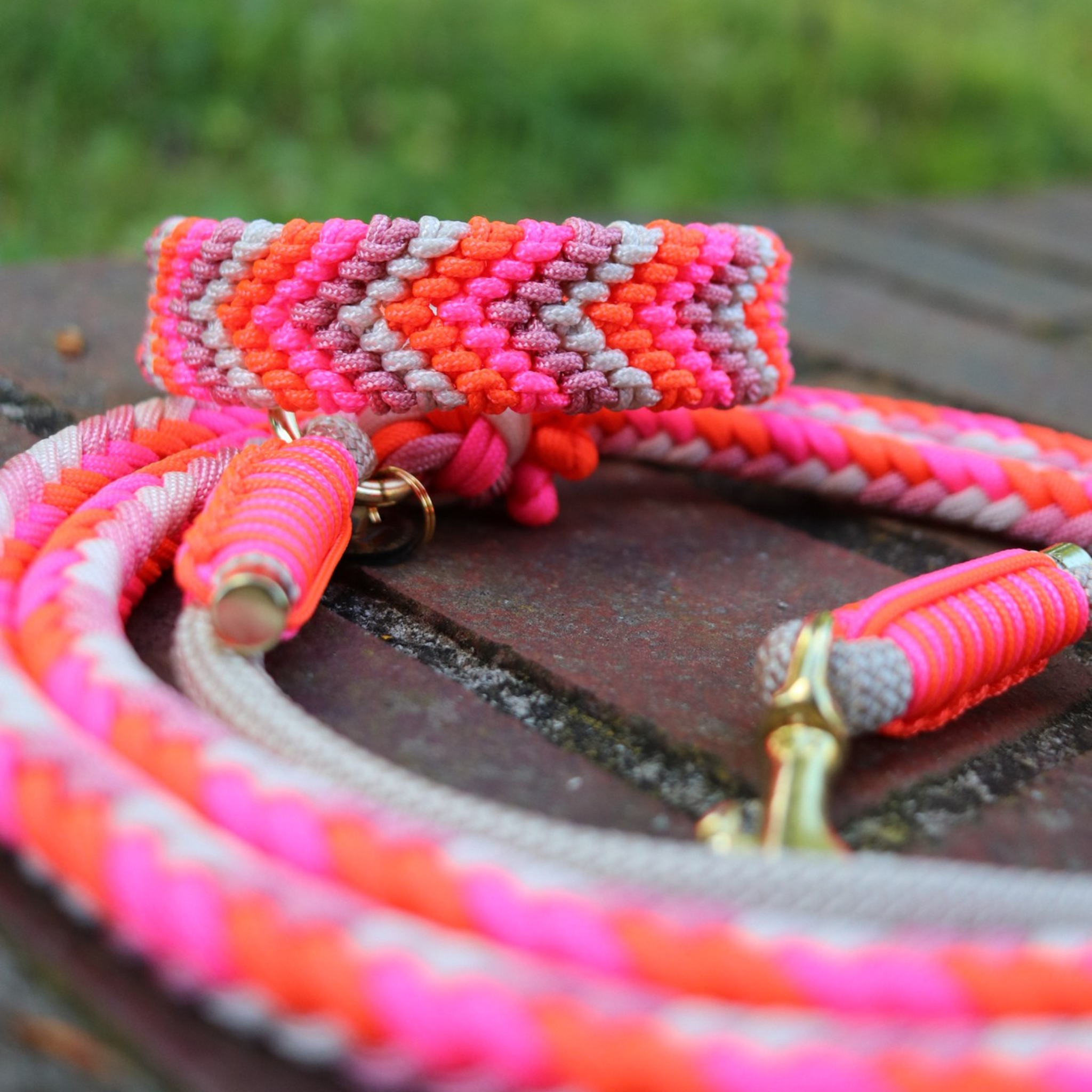 Paracordkombi in Neon Orange und Neon Rosa