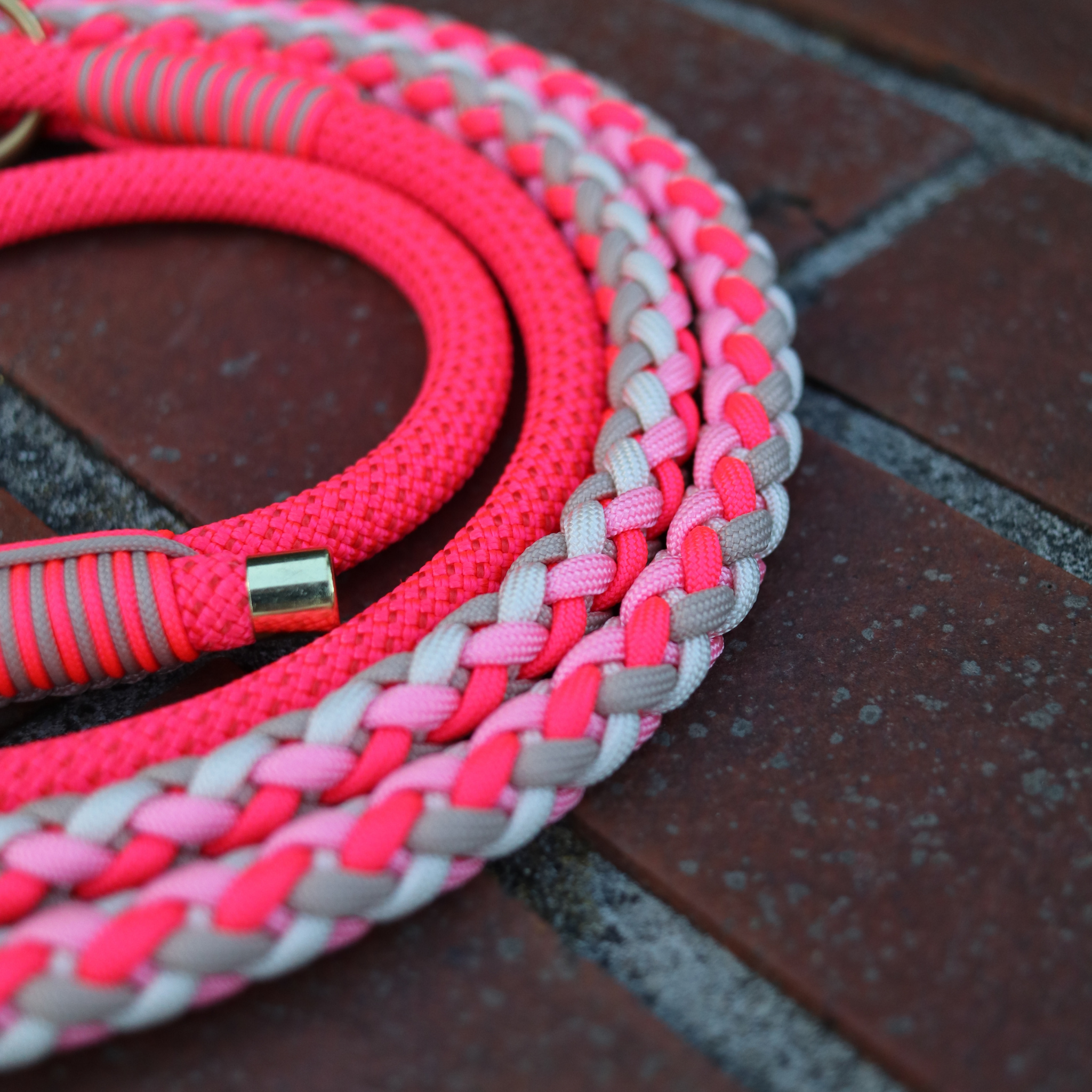 Paracordkombi in Neon Pink und Beige