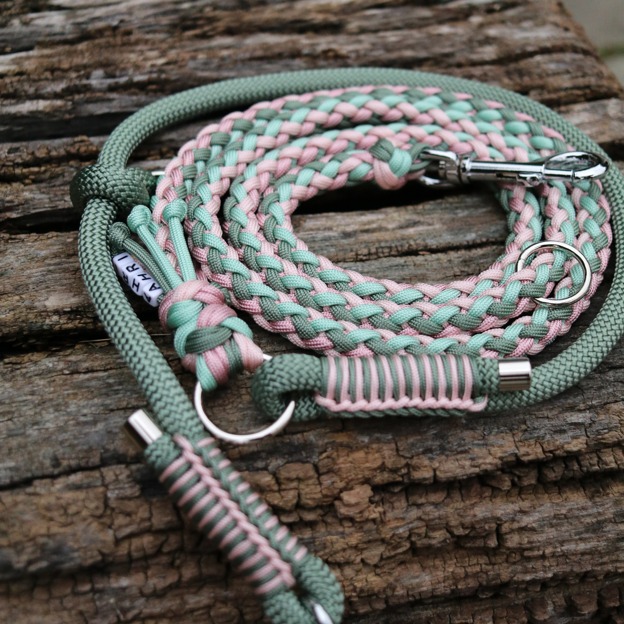 Paracord/Tau Leine in Foggy und Rosa