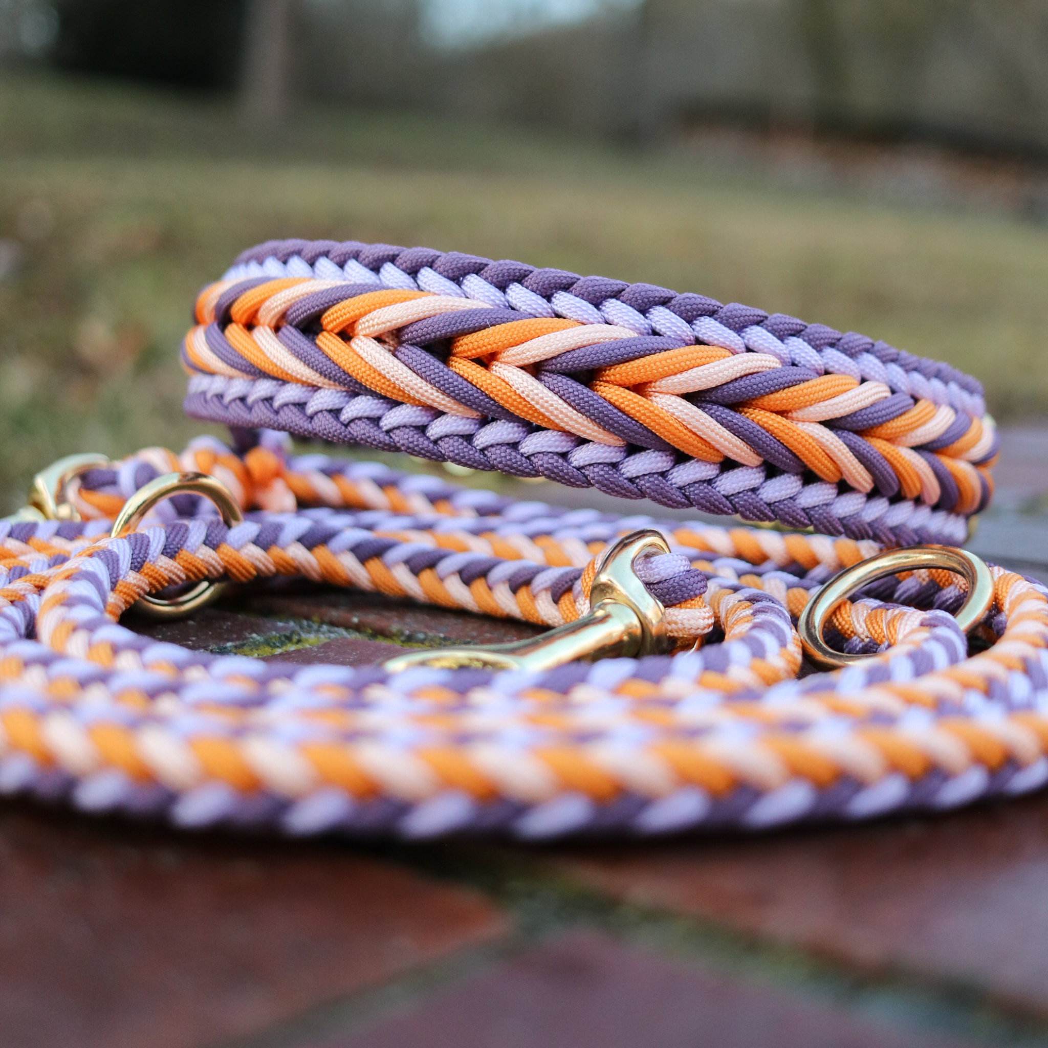 Paracordhalsband "Luna" in Lila und Orange