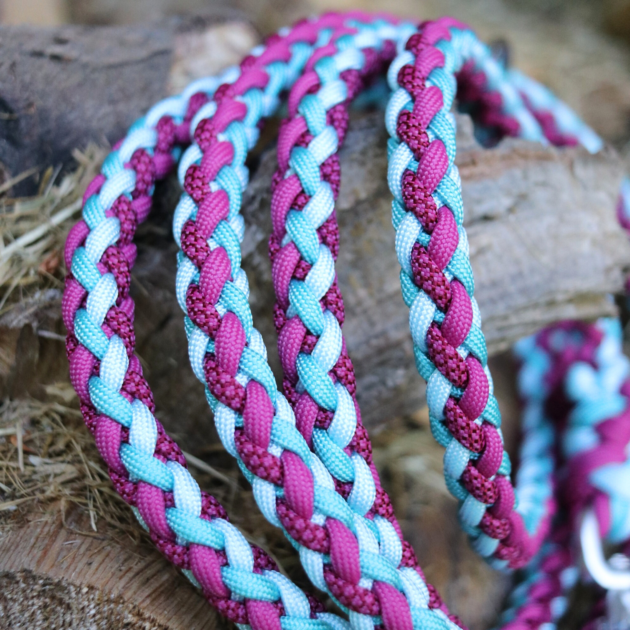 Paracordleine "Gaucho" in Türkis und Fuchsia