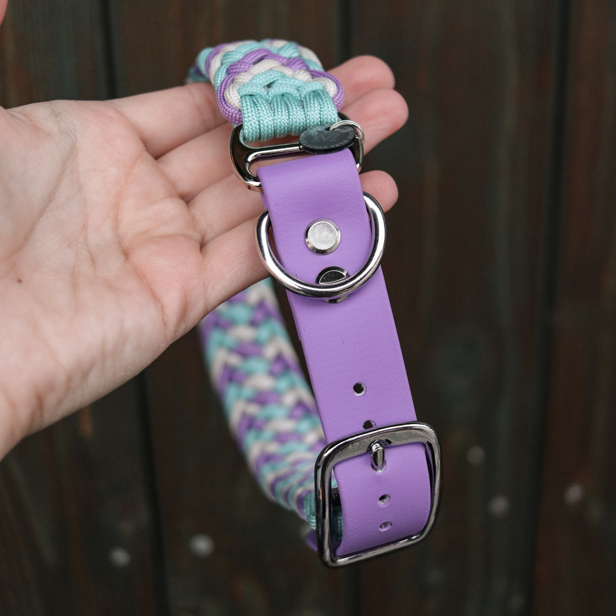 Paracordhalsband "3 Way Tie" in Blau und Lila