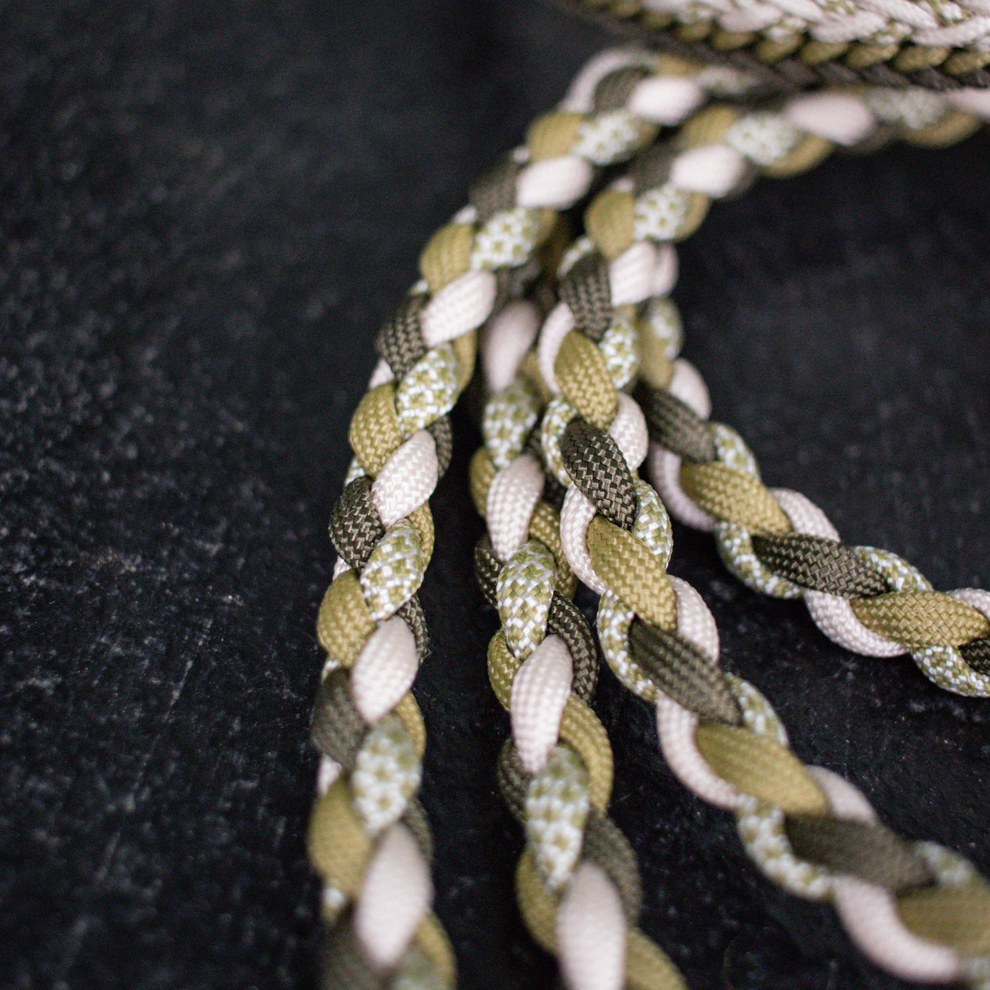 Leine "Mini" in Olive und Moos