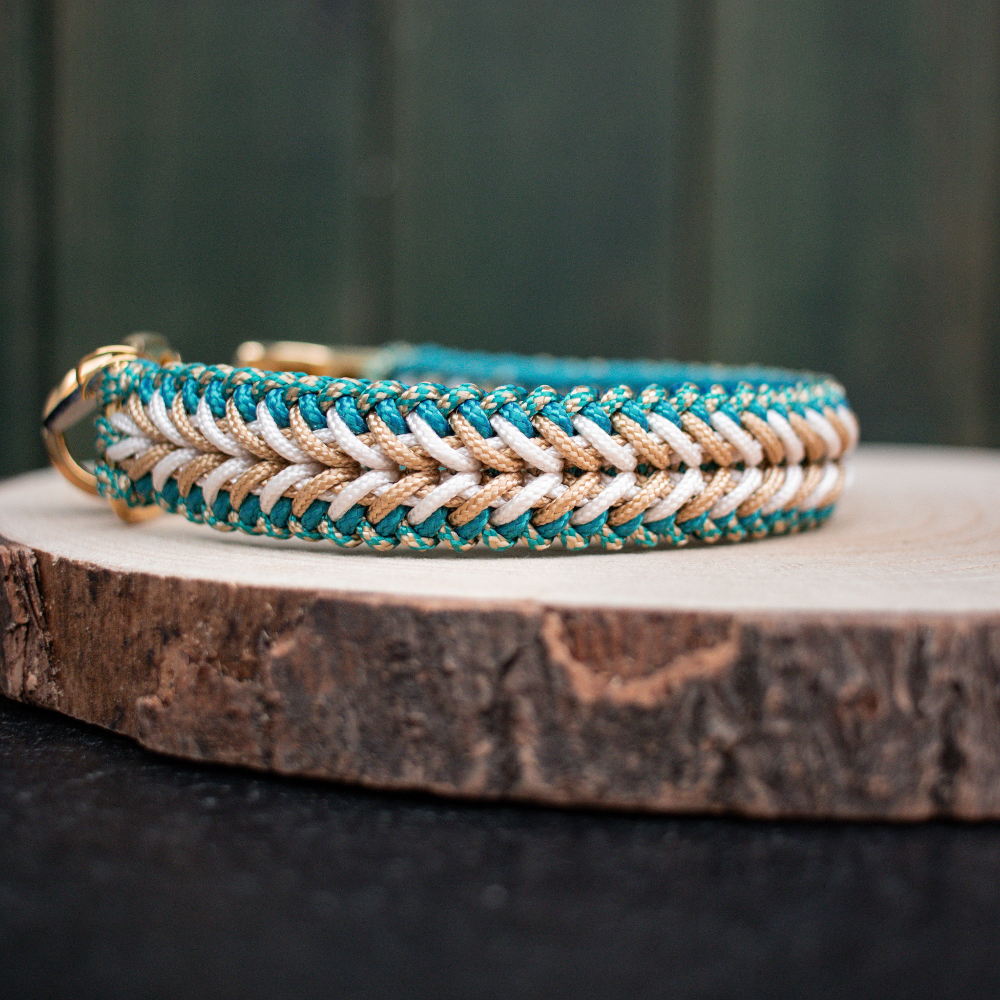 Paracordhalsband "Harmony" Typ 1 in Teal und Gold