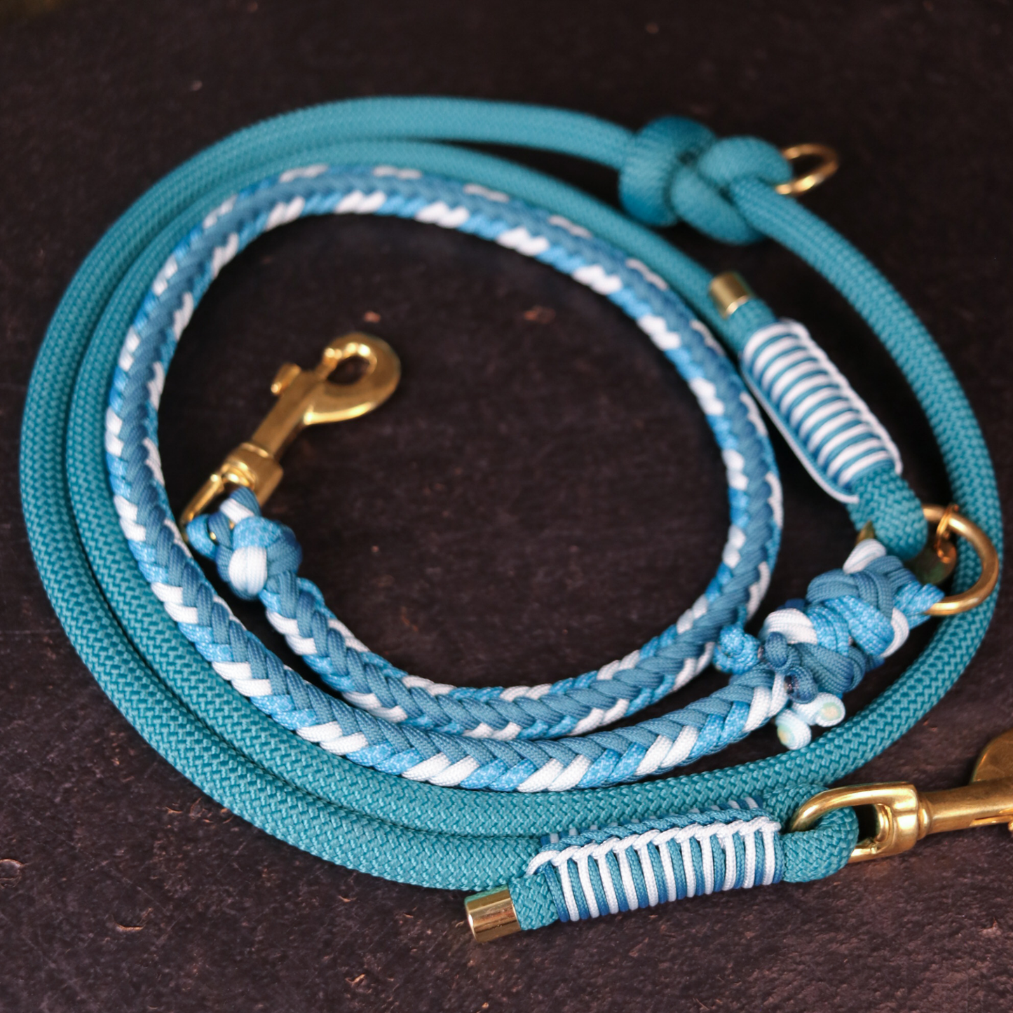 Paracord/ Tau Leine "Herringbone" in Teal und Türkis