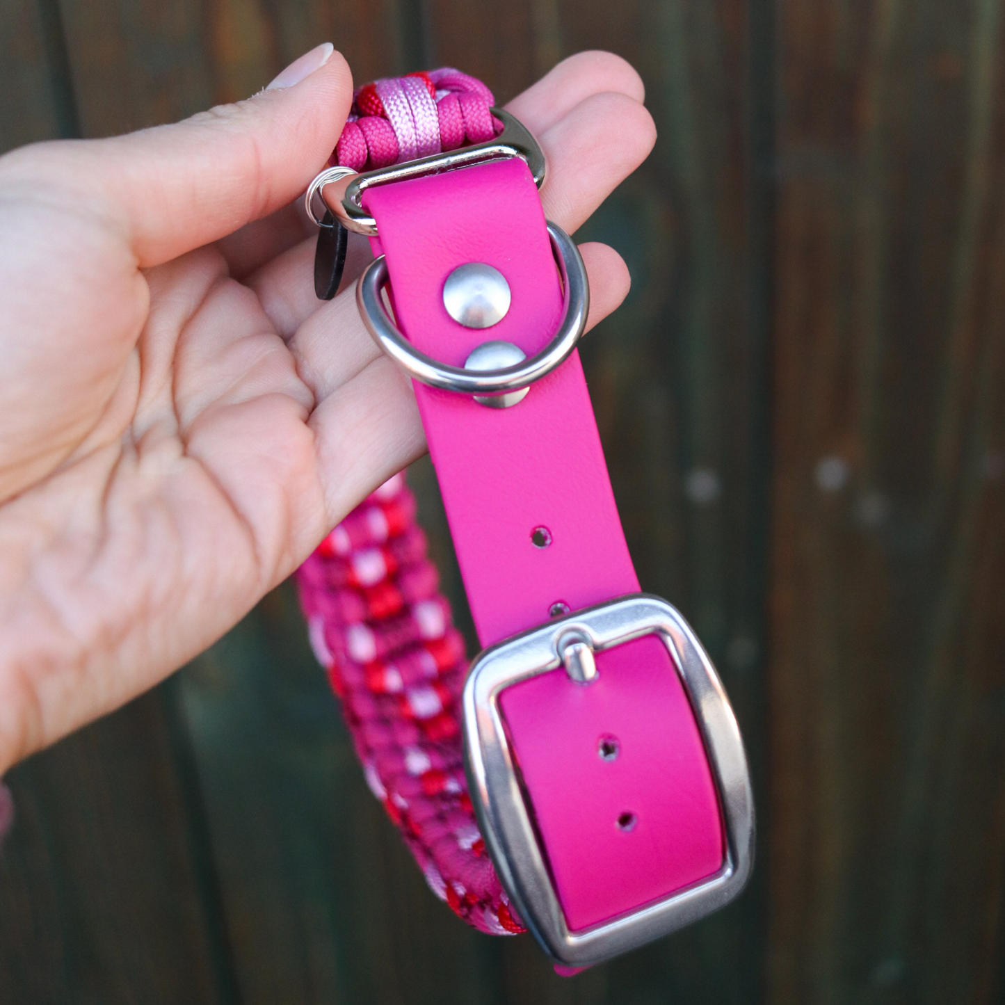 Paracordhalsband "Valentine" in Red Velvet und Fuchsia