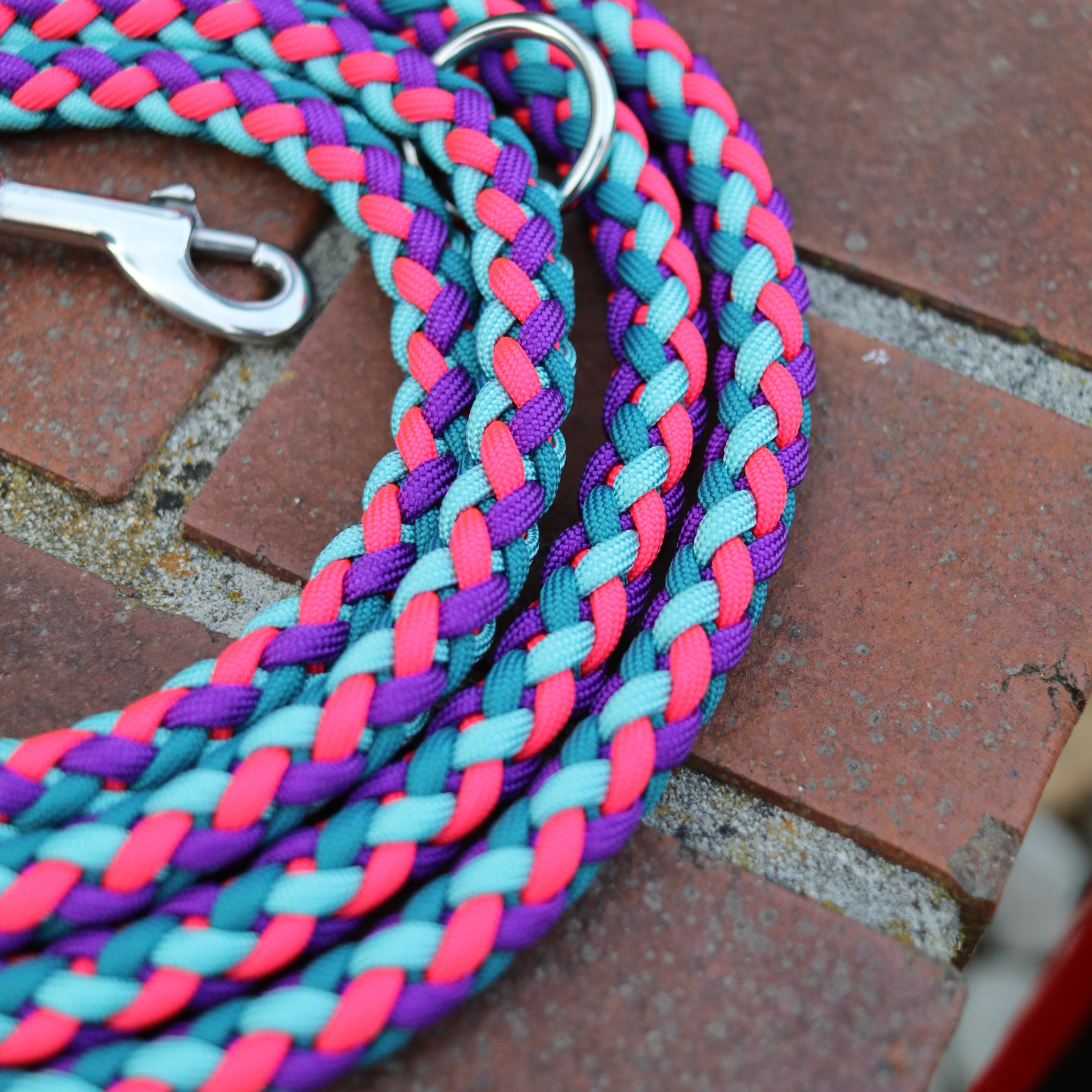 Paracordkombi in Lila und Neon Pink