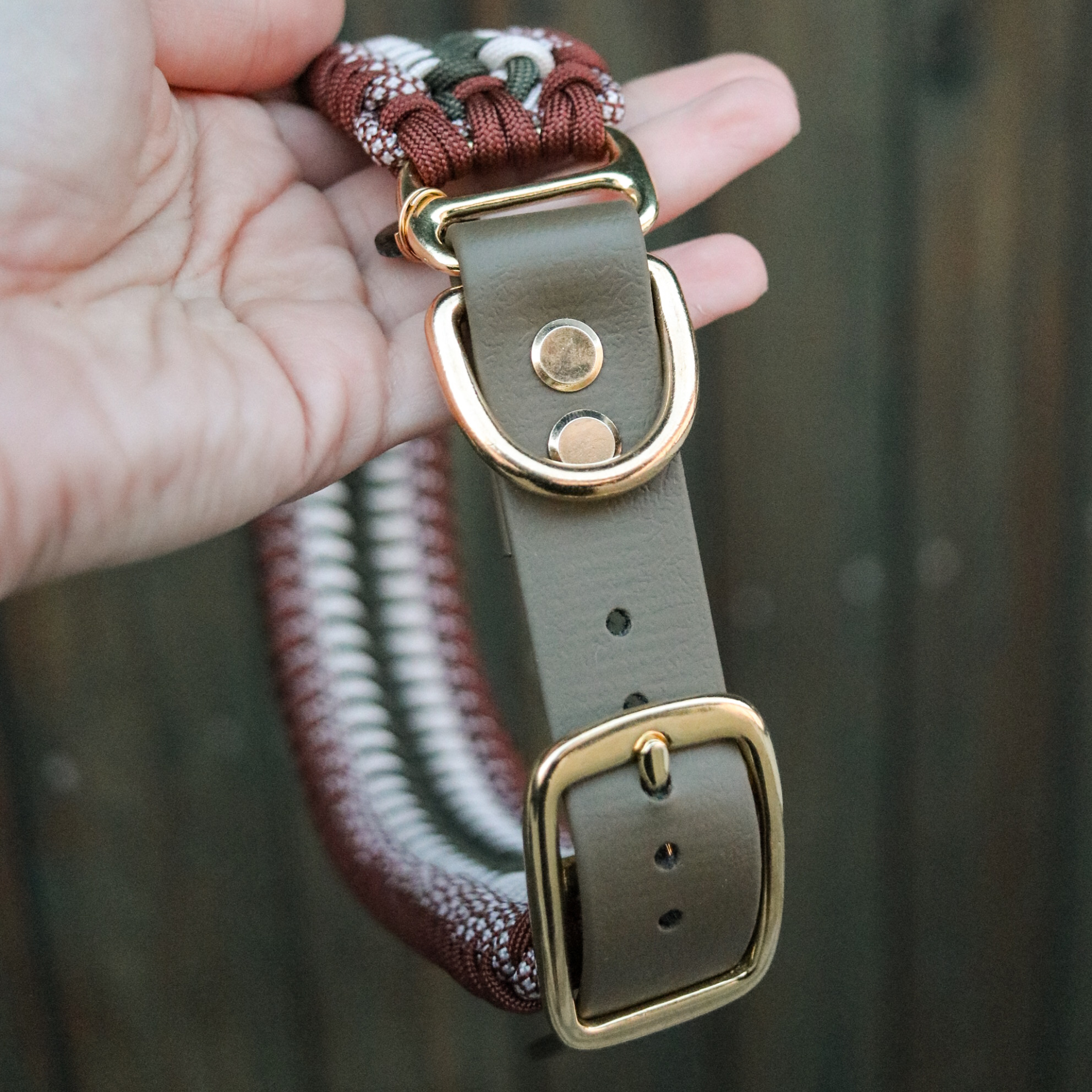 Paracordhalsband "Lilith" in Olive und Schoko