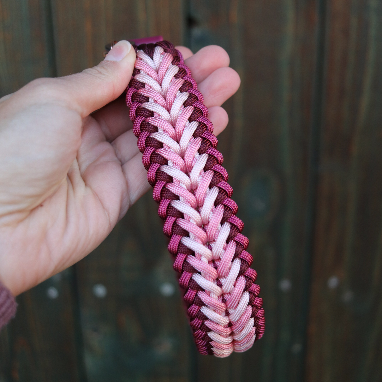 Paracordhalsband "Harmony" in Merlot und Rosa