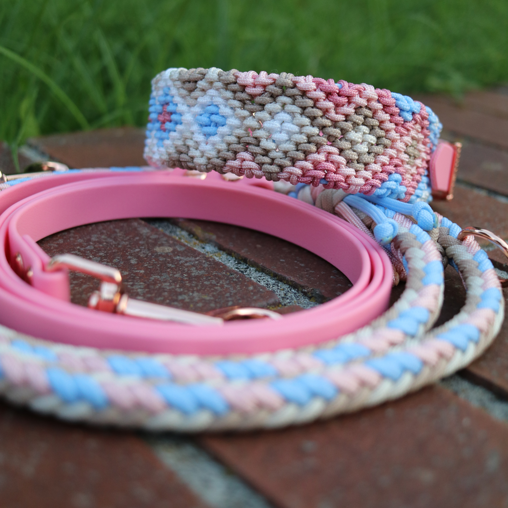 Paracordkombi "Lotus" in Rosa und Polar