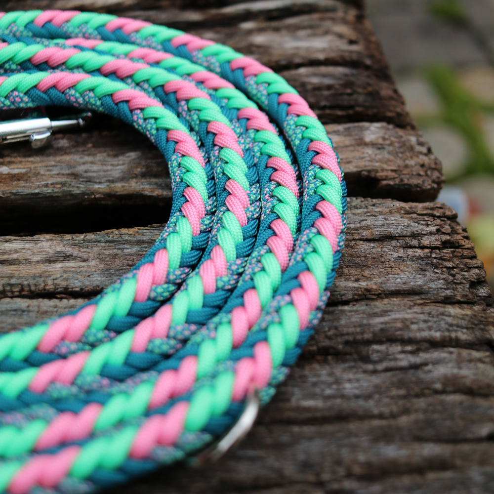 Paracordleine "Herringbone" in Teal und Rosa