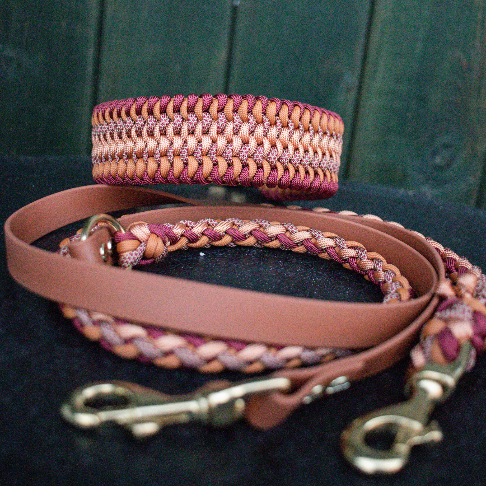 Paracordhalsband "Lilith" in Mustard und Rotbraun