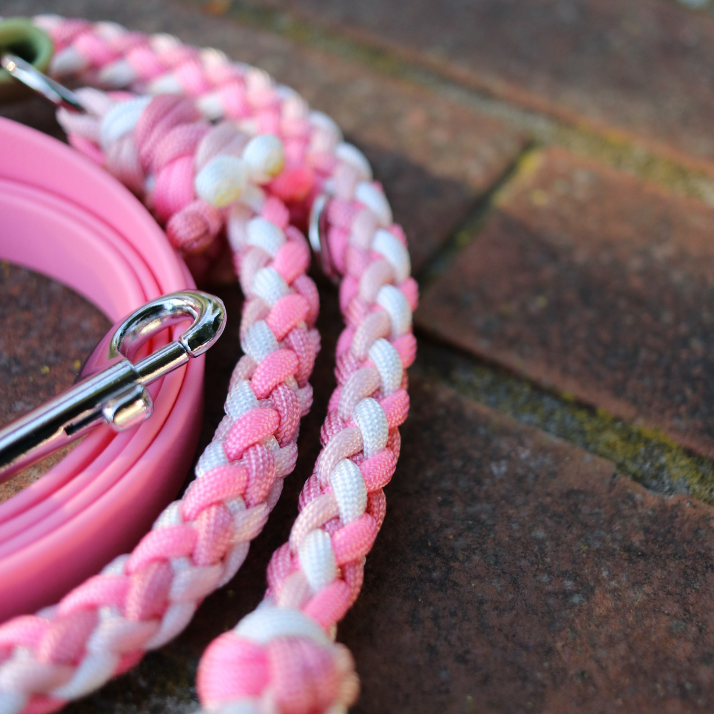 Paracord/Biothane Leine in Rosa und Grün