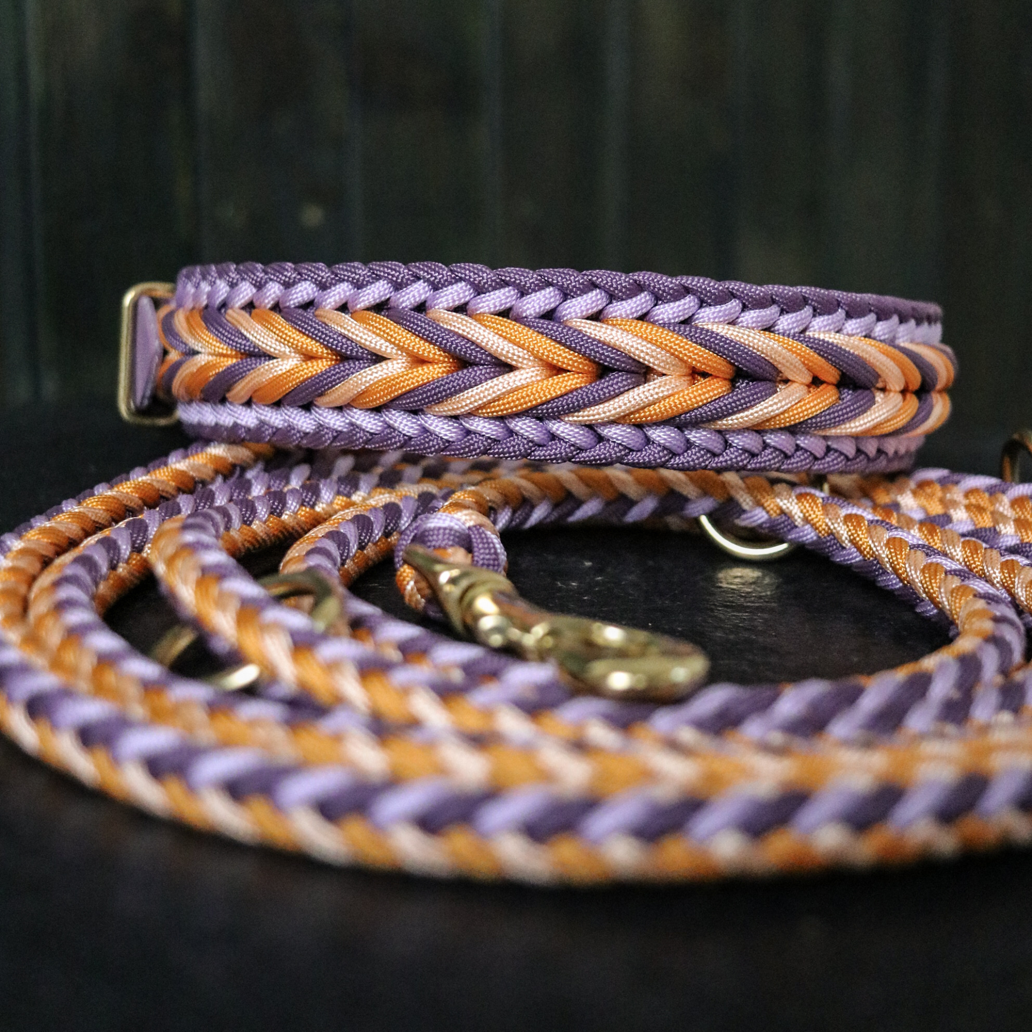 Paracordhalsband "Luna" in Lila und Orange