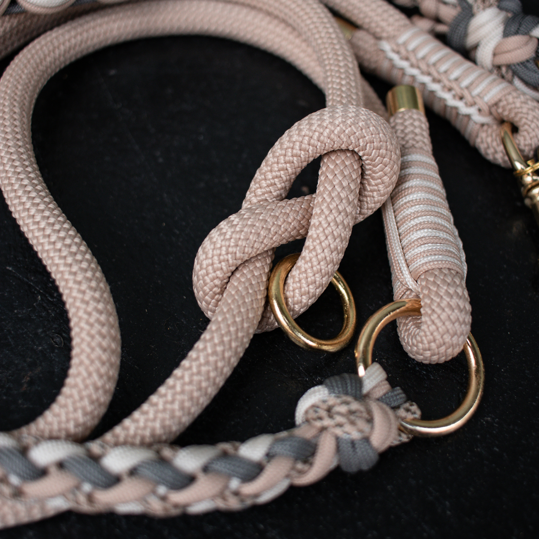 Paracordhalsband "Blossom Dreams" in Beige und Grau