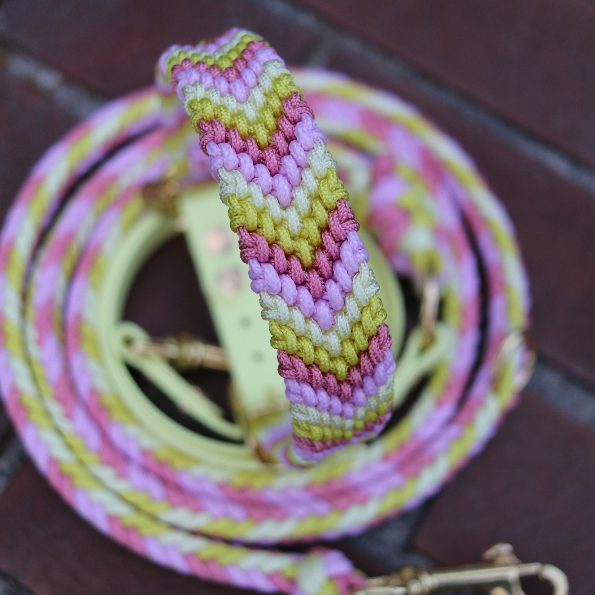 Paracordkombi in Banana und Pink
