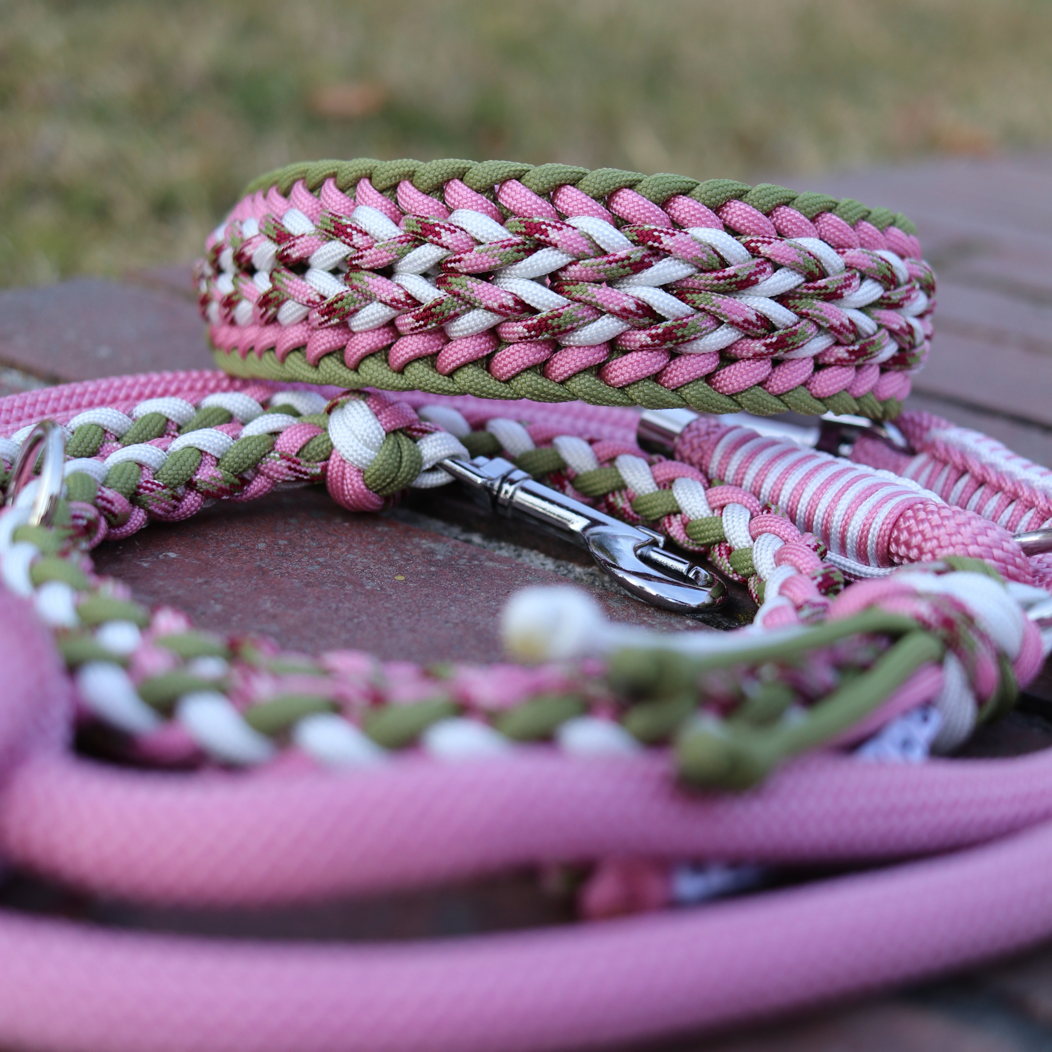 Paracordkombi in Rosa und Moos