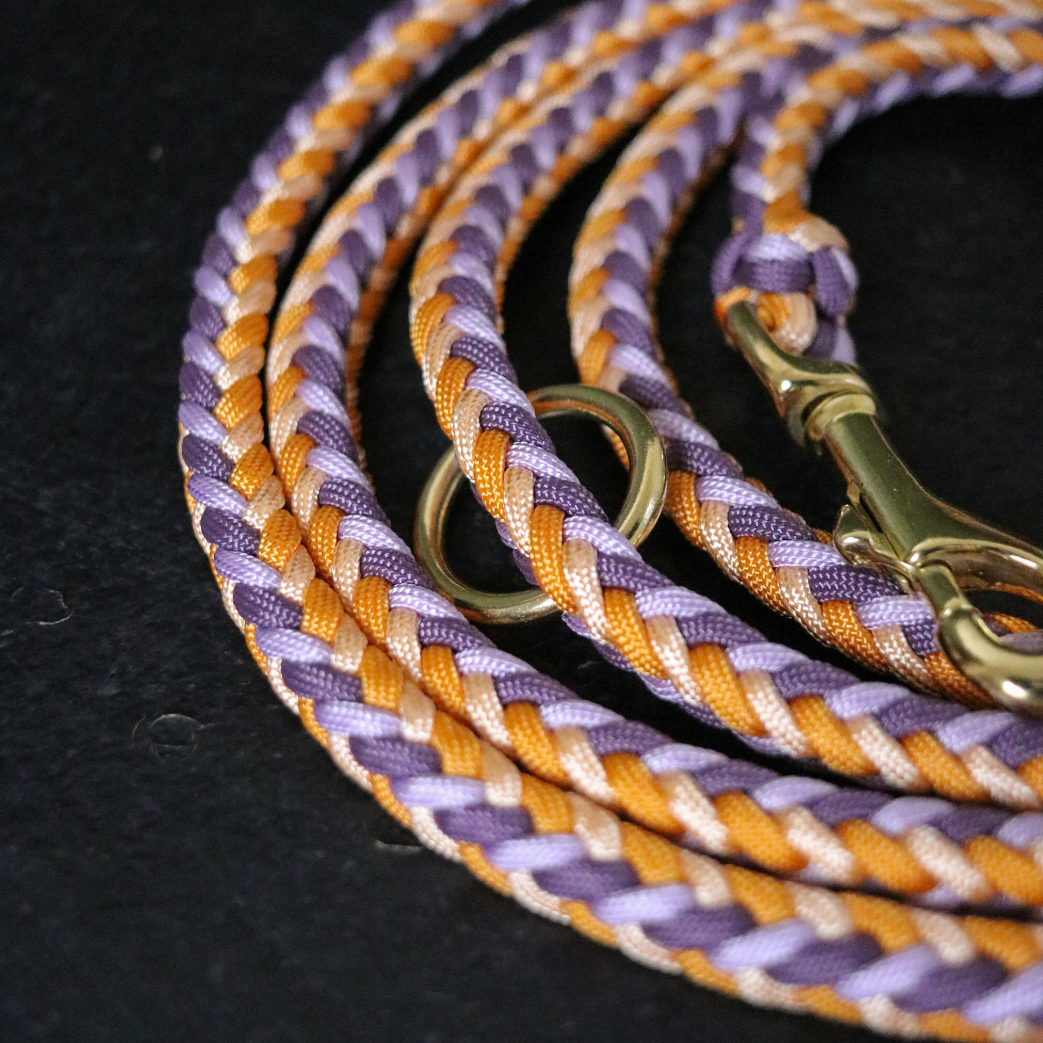 Paracordleine "Herringbone" in Lila und Orange