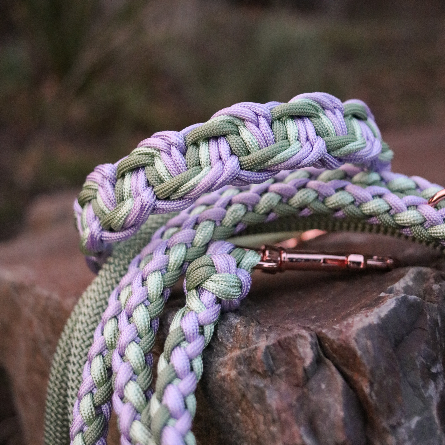 Paracordhalsband "Tiny" in Mauve und Hellgrün