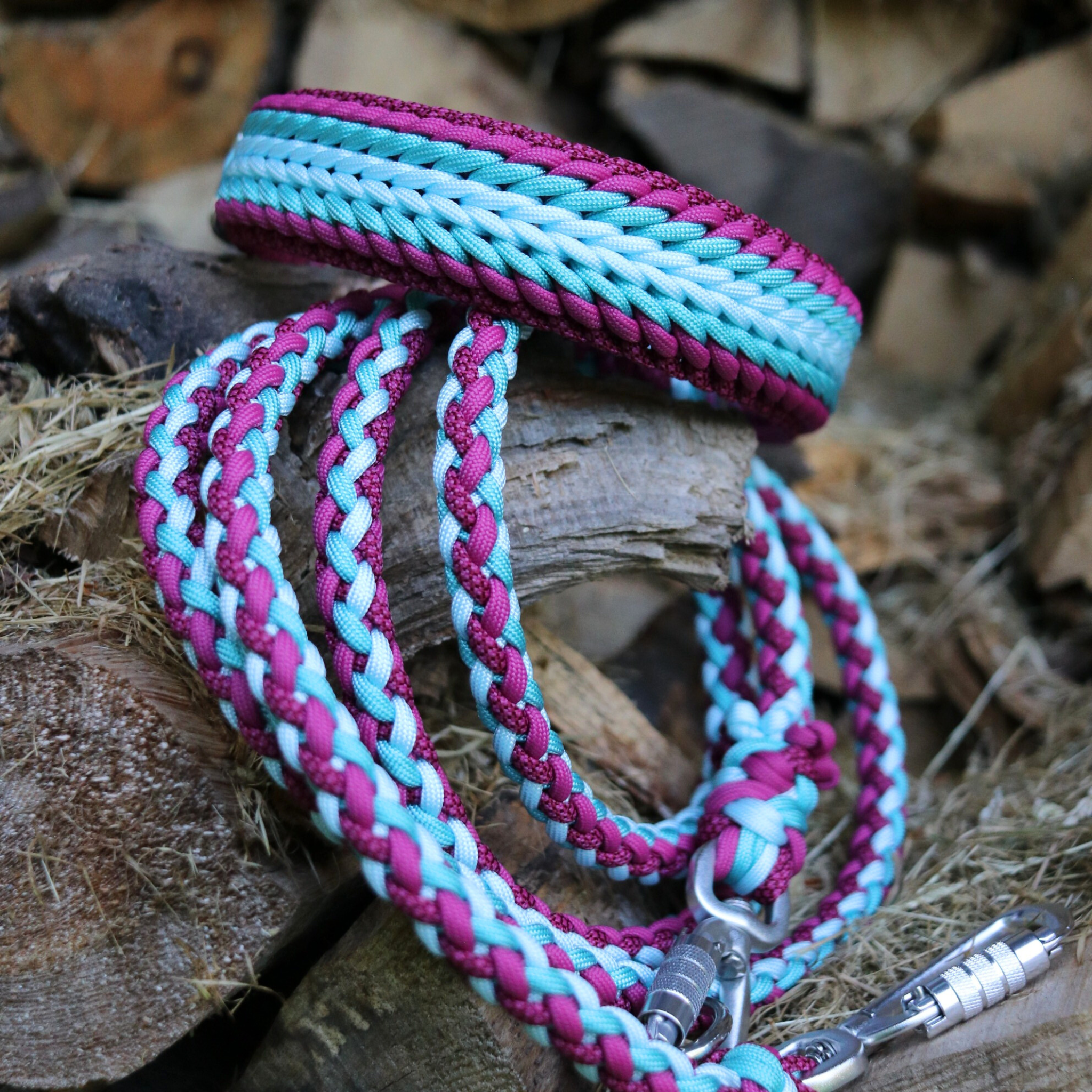 Paracordhalsband "Shining" in Türkis und Fuchsia