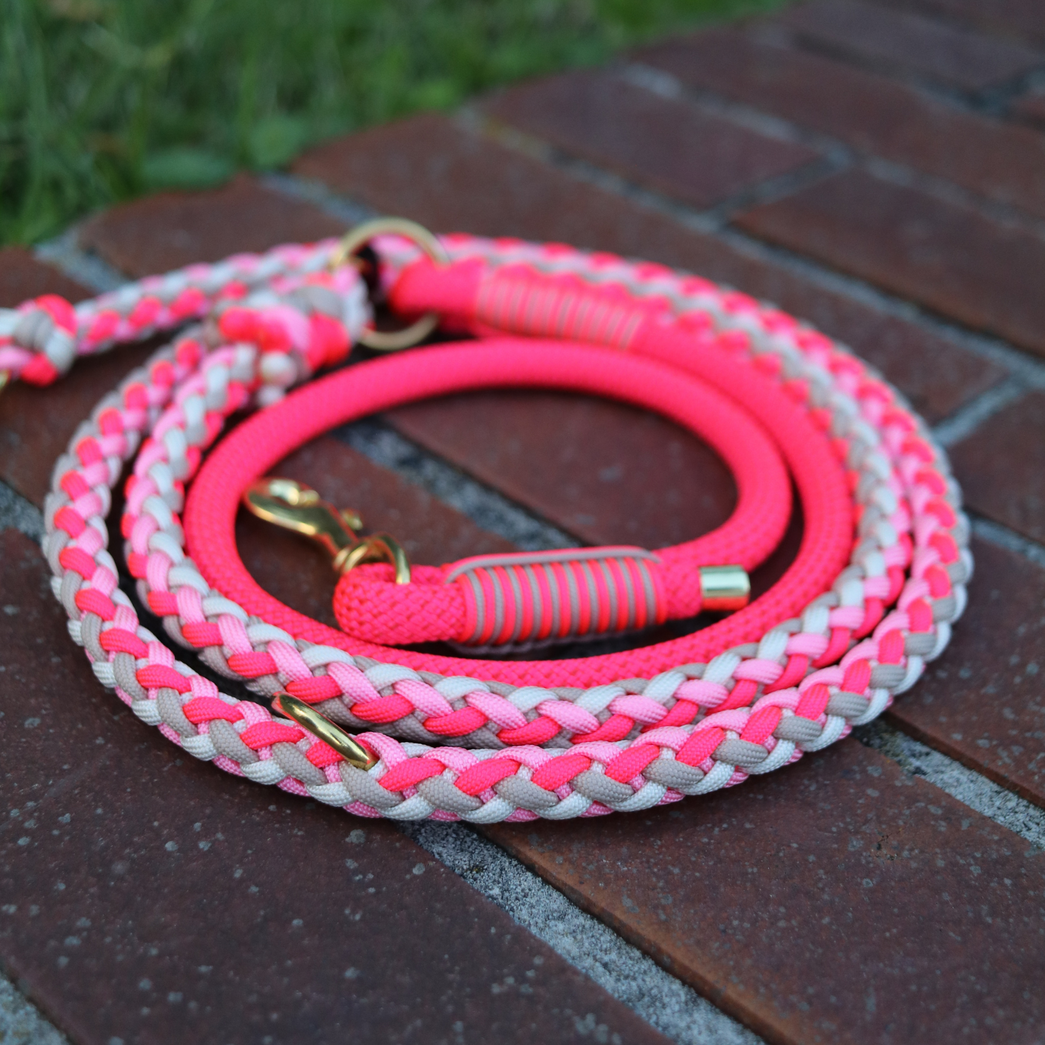 Paracordkombi in Neon Pink und Beige