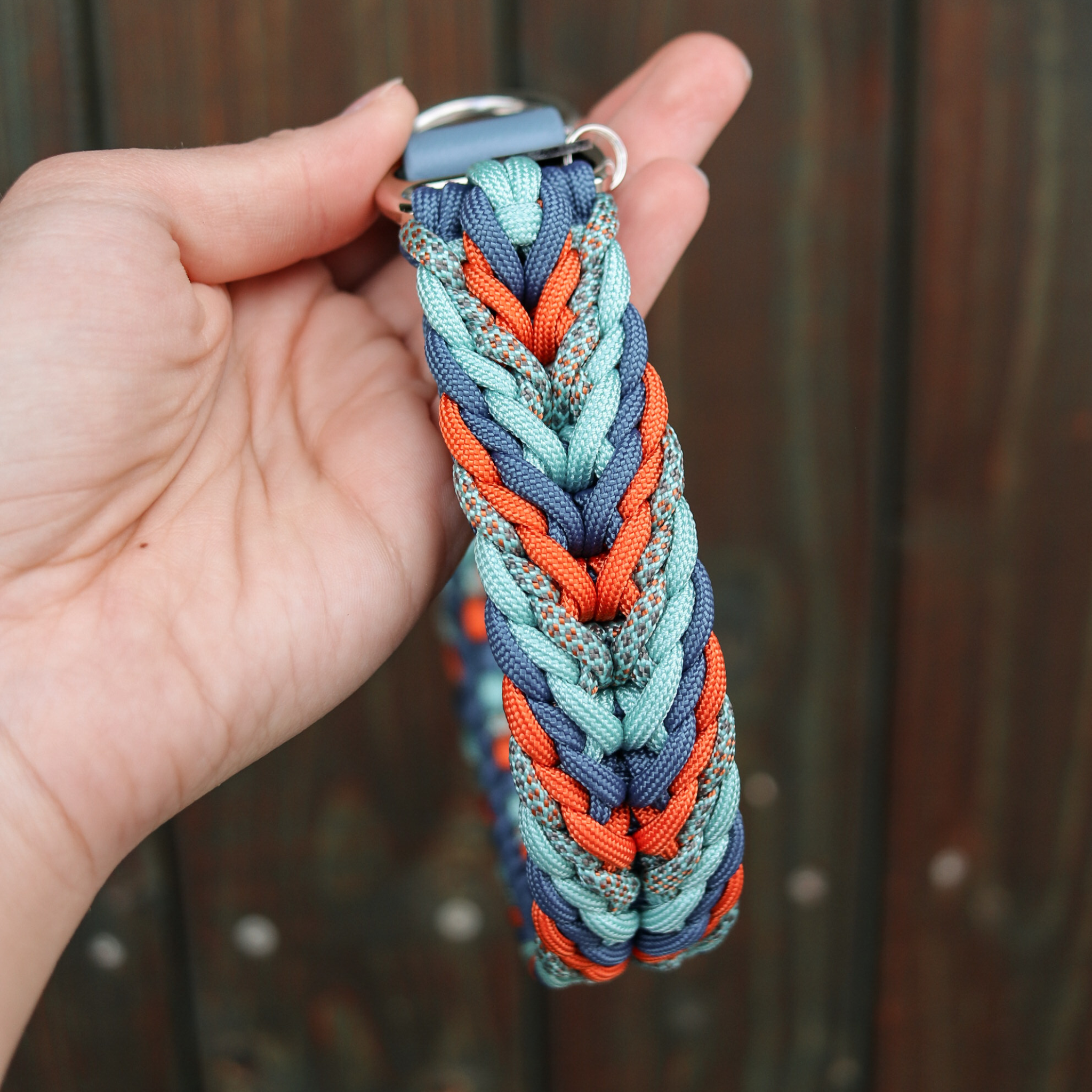 Paracordhalsband "Valentine" in Petrol und Orange