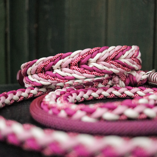 Paracordhalsband "Valentine" in Rosa und Berry