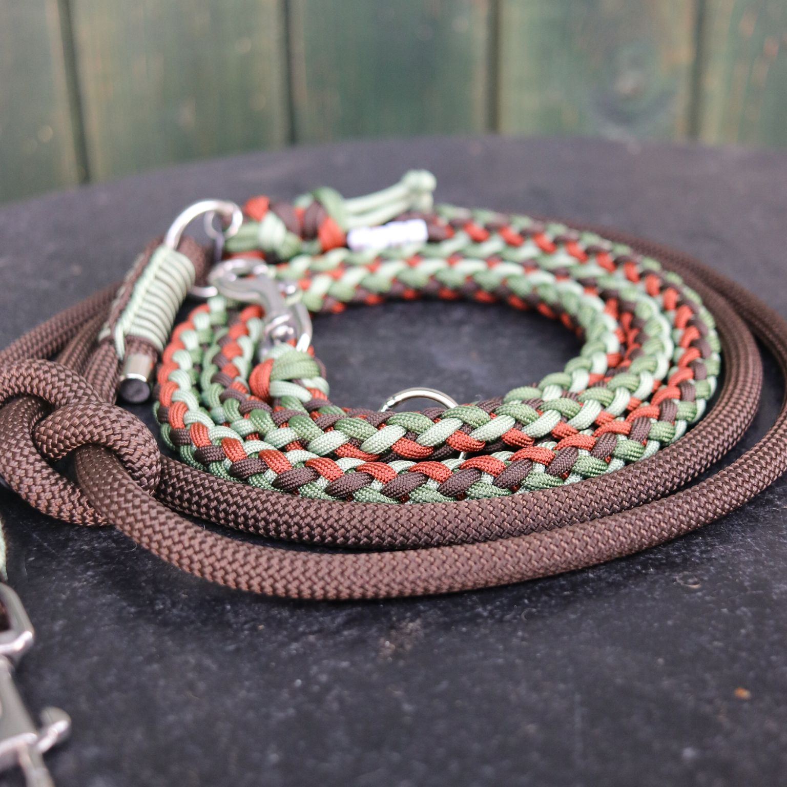 Paracord/Tau Leine in Espresso und Rust