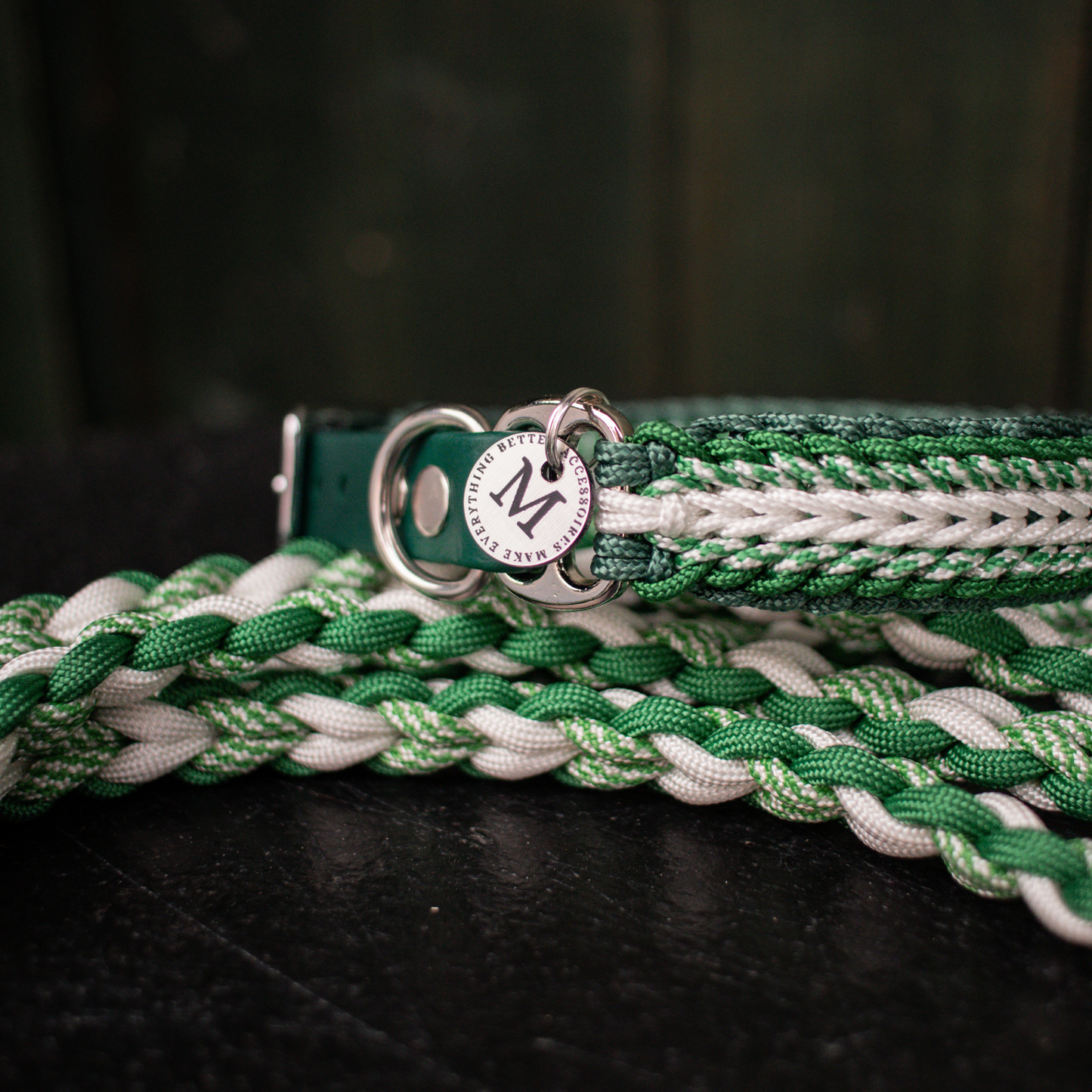 Paracordhalsband "Shining" Typ 1 in Grün