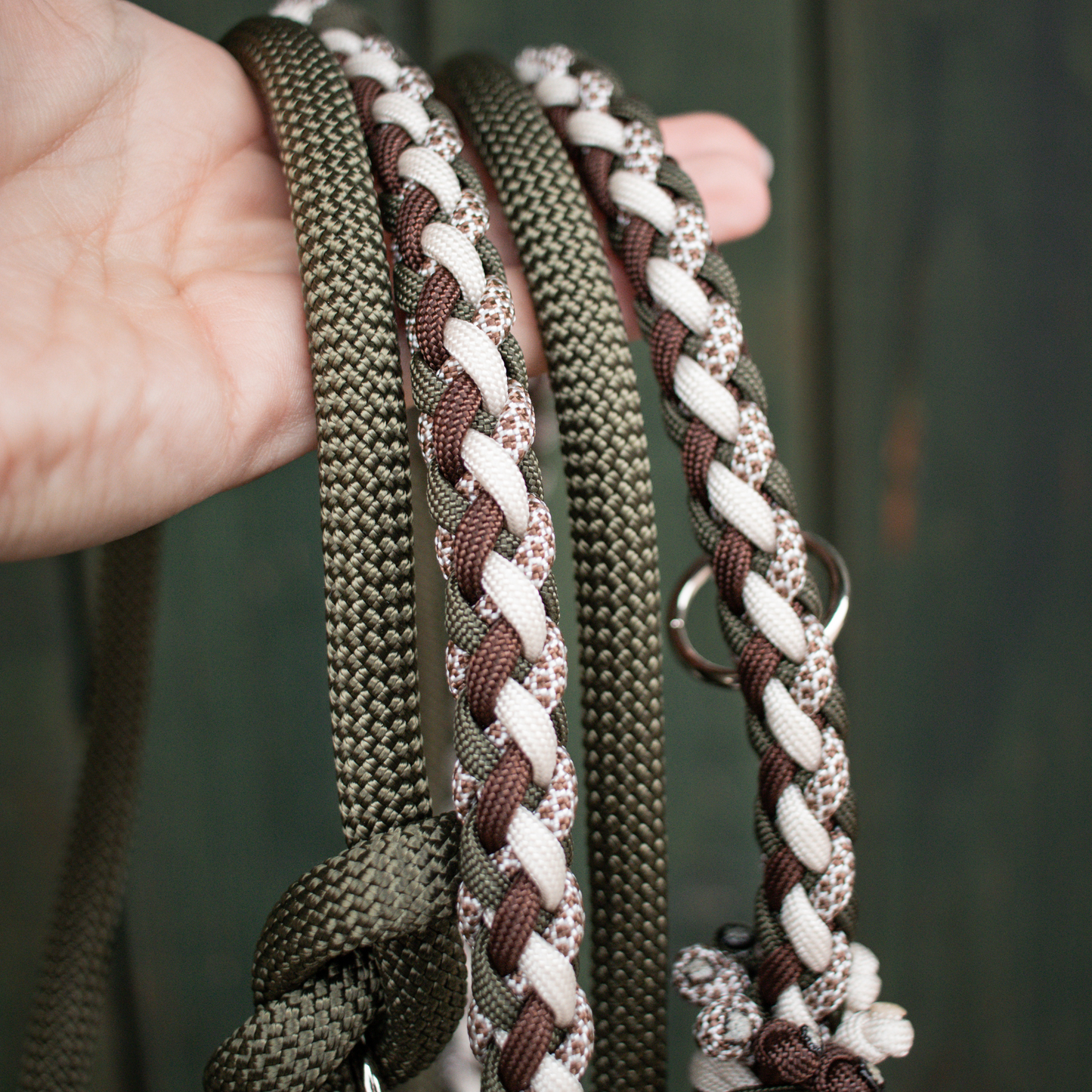 Paracord/Tau Leine in Olive und Walnuss