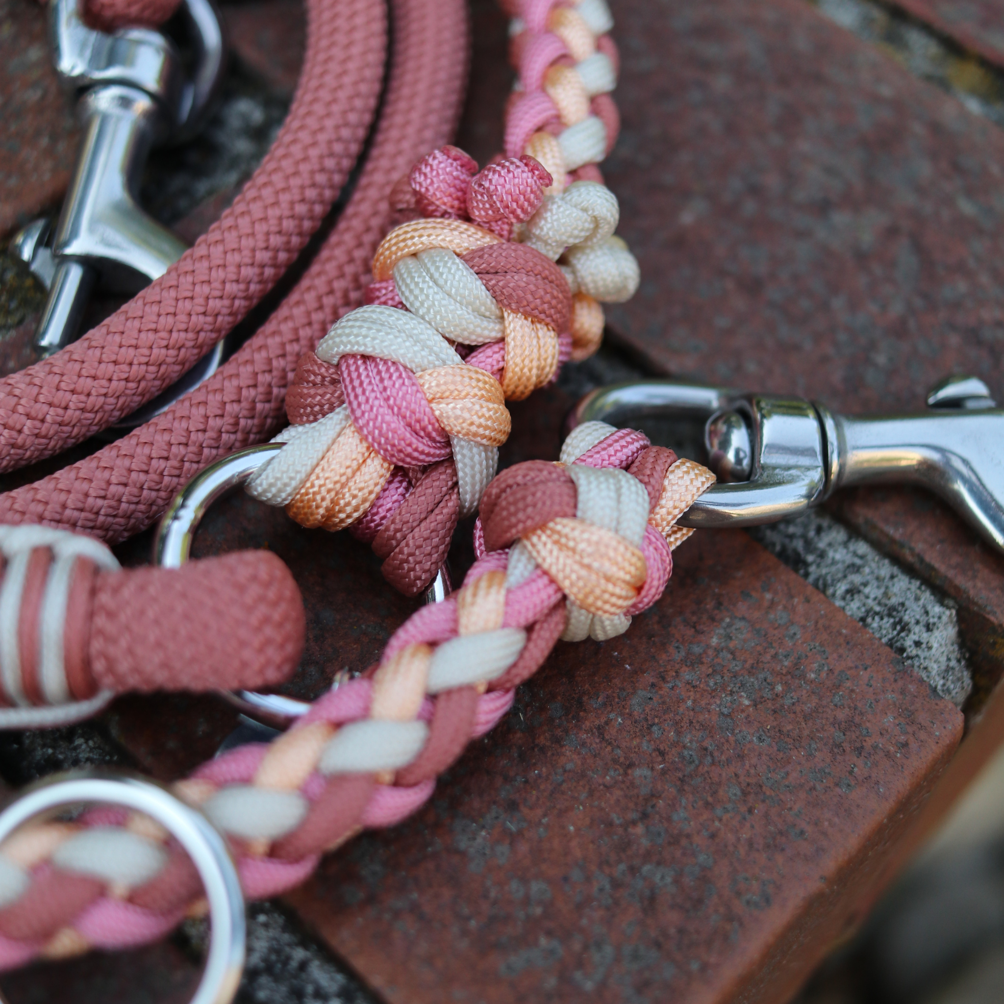 Paracordkombi in Muted Coral und Pastell Peach