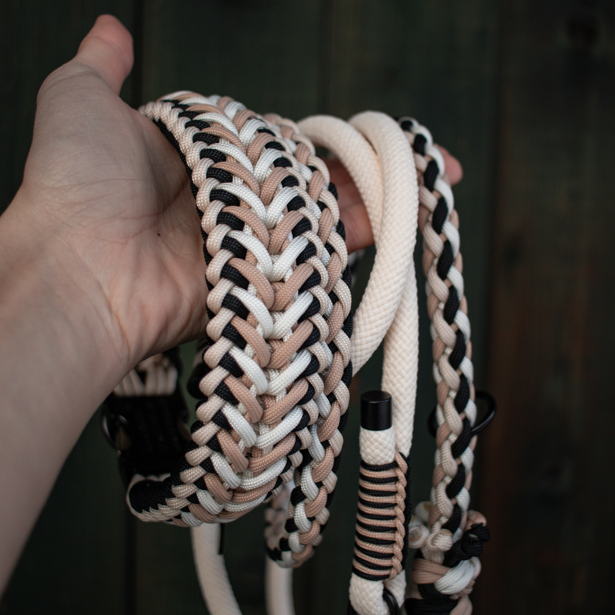 Paracordhalsband "Harmony" in Schwarz und Cream