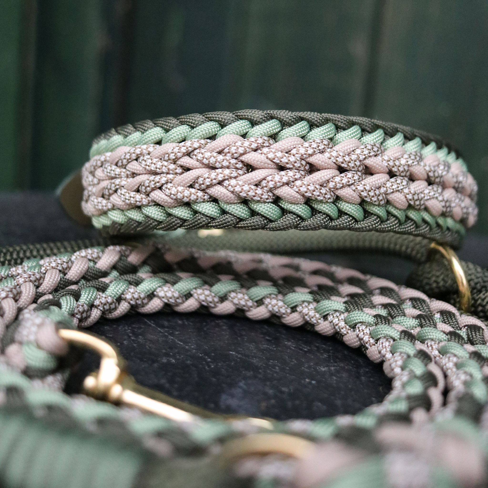 Paracordhalsband "Juno" in Olive und Mocca