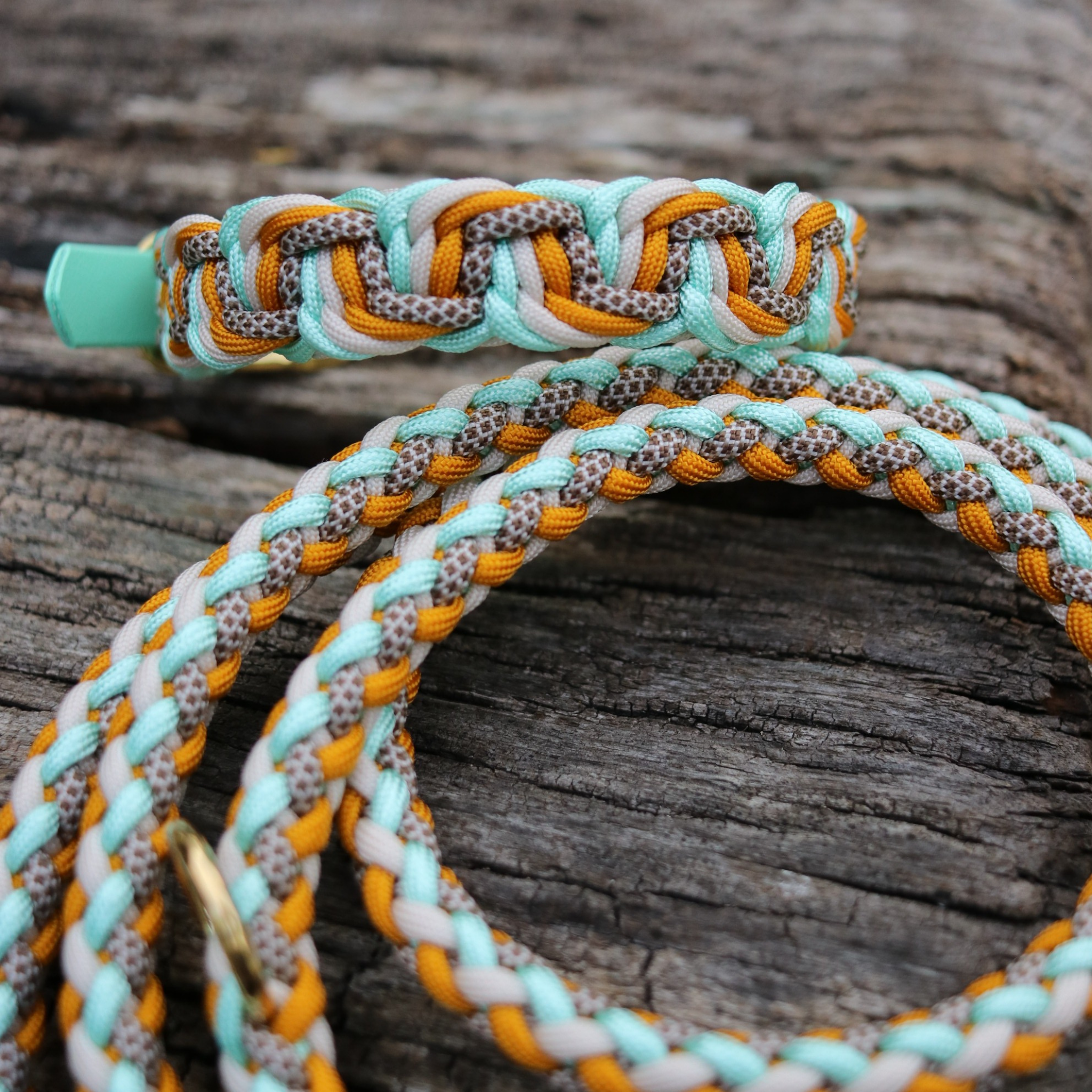 Paracordhalsband "Tiny" in Frosted Mint und Goldenrod