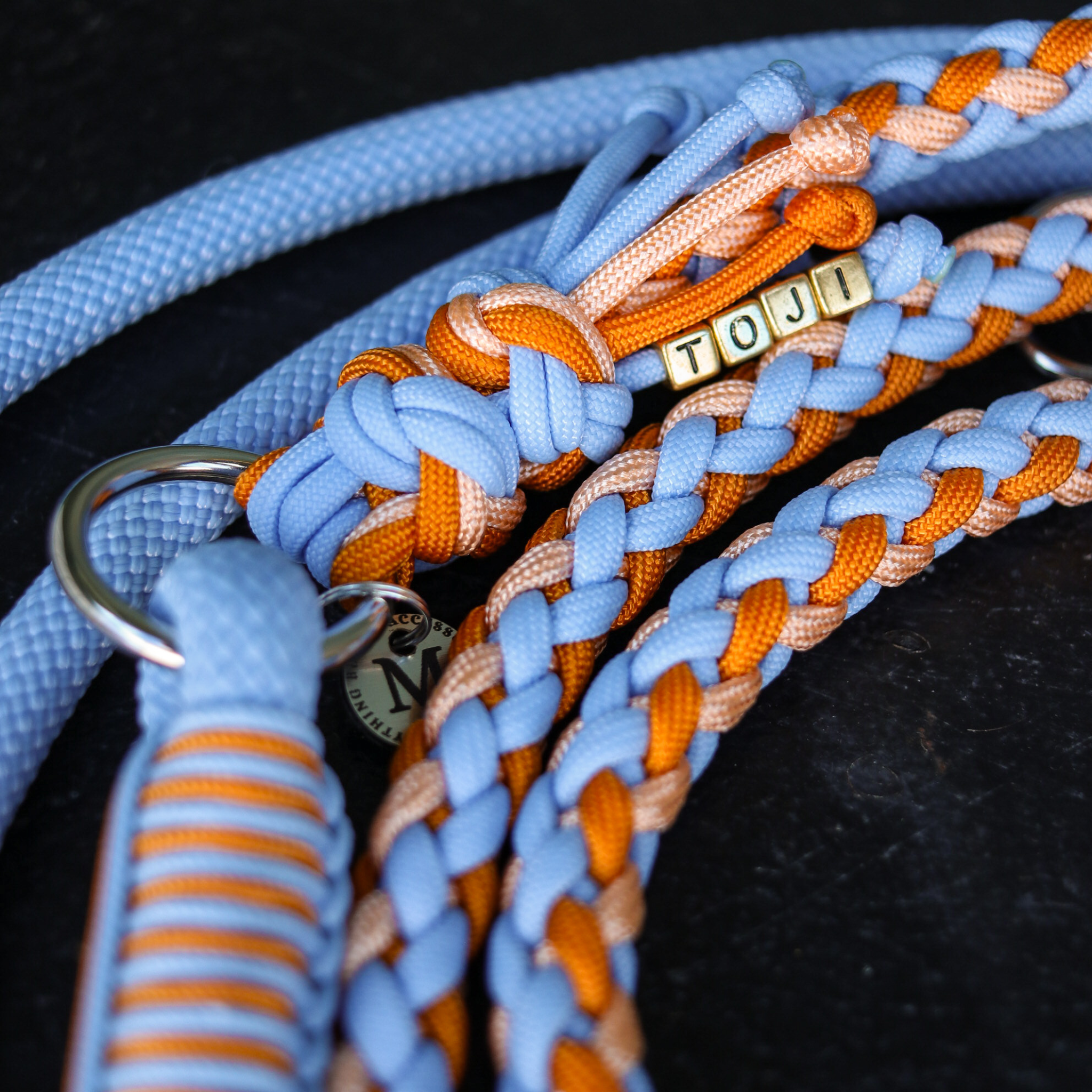 Paracord/Tau Leine in Polar und Apricot