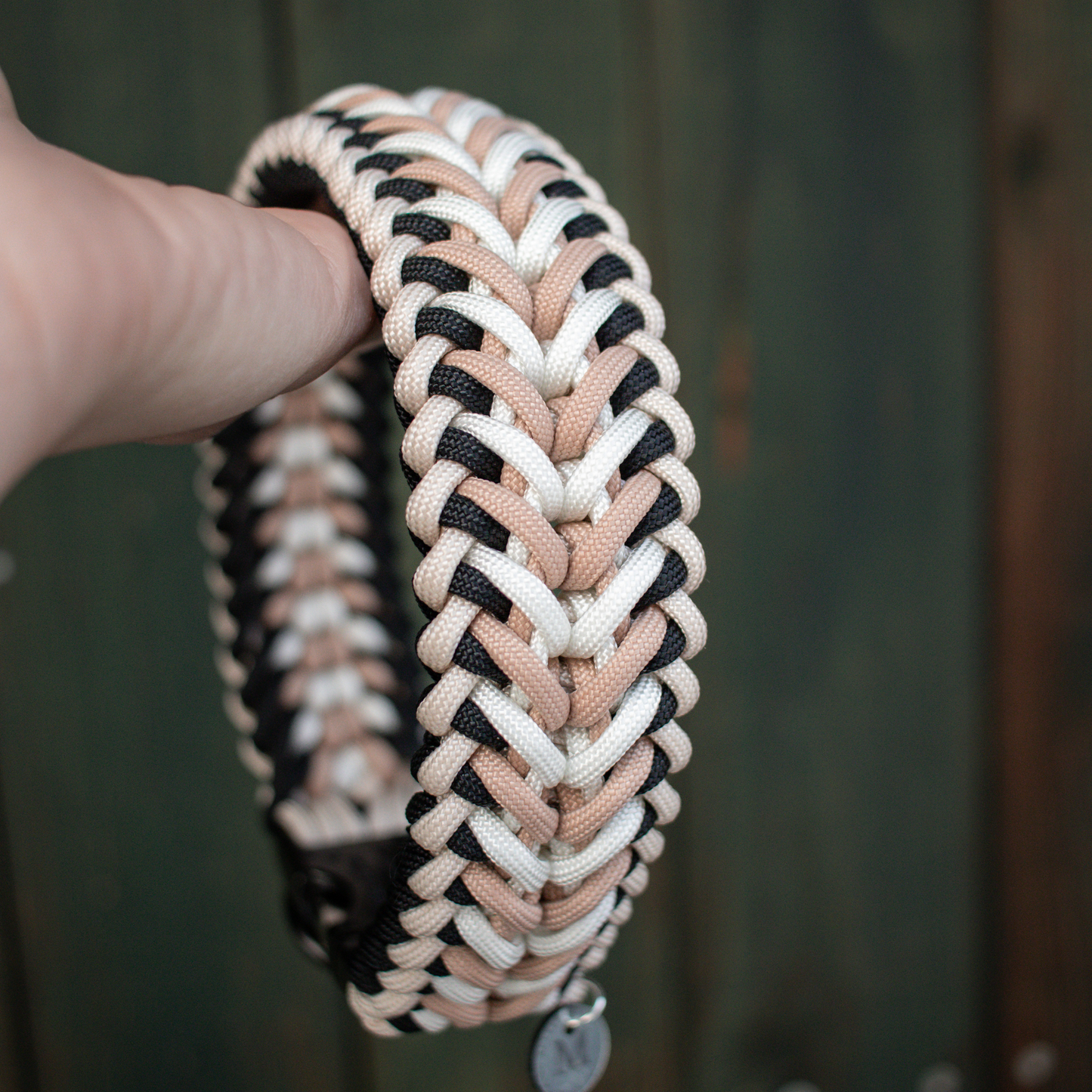 Paracordhalsband "Harmony" in Schwarz und Cream