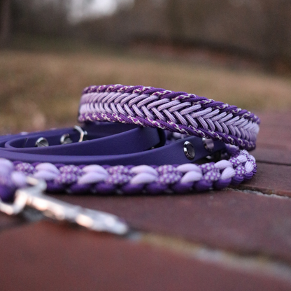 Paracord/Biothane Leine für kleine Hunde in Royal Lila und Pearl Lila