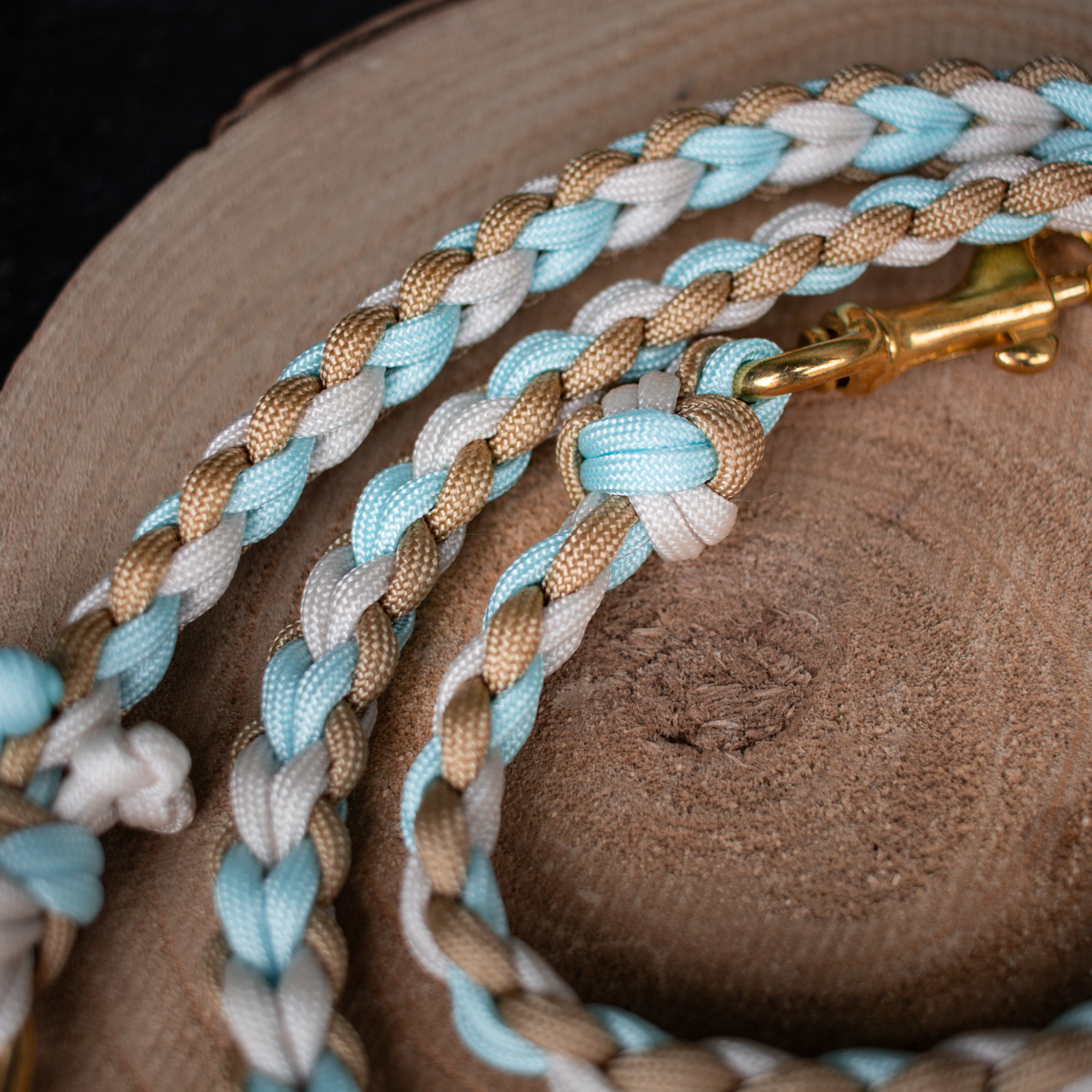 Leine "Mini Heart" in Gold und Pastellblau