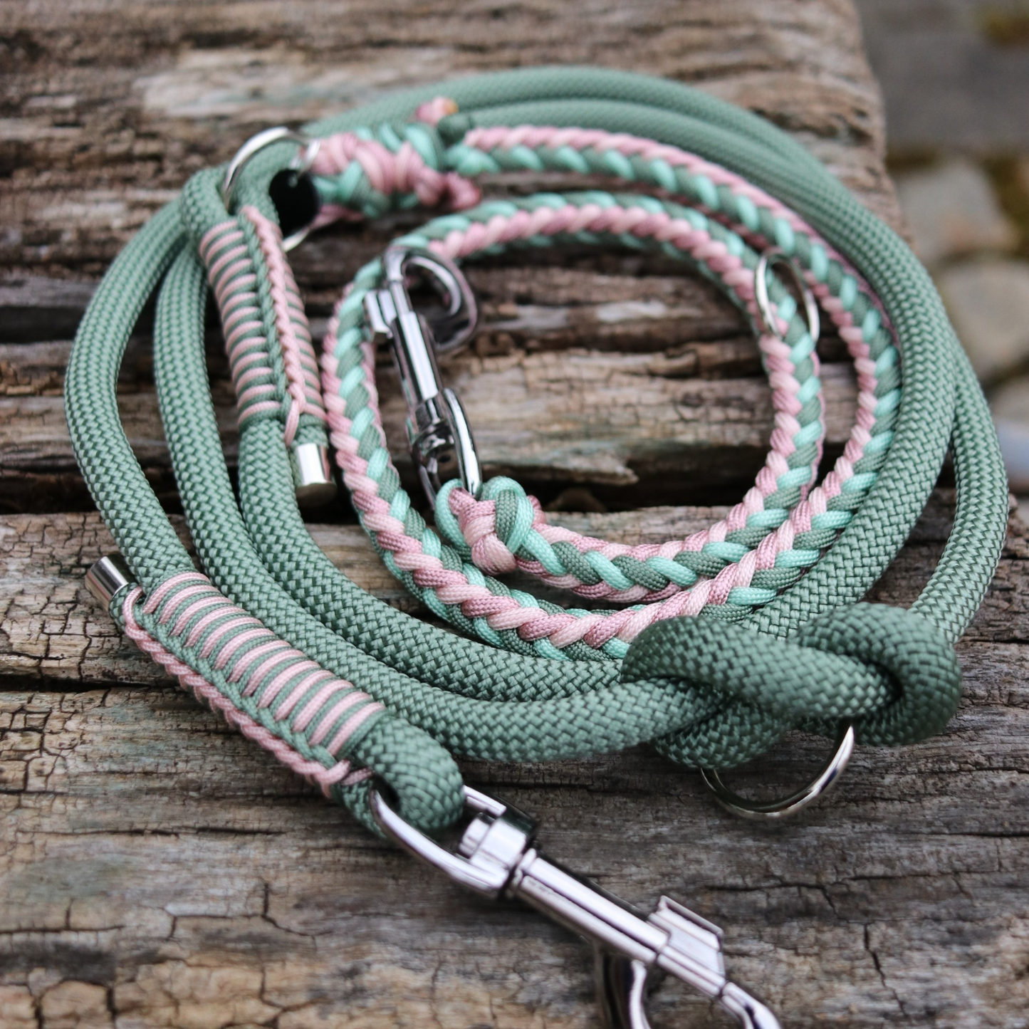 Paracord/Tau Leine "Herringbone" in Foggy und Rosa