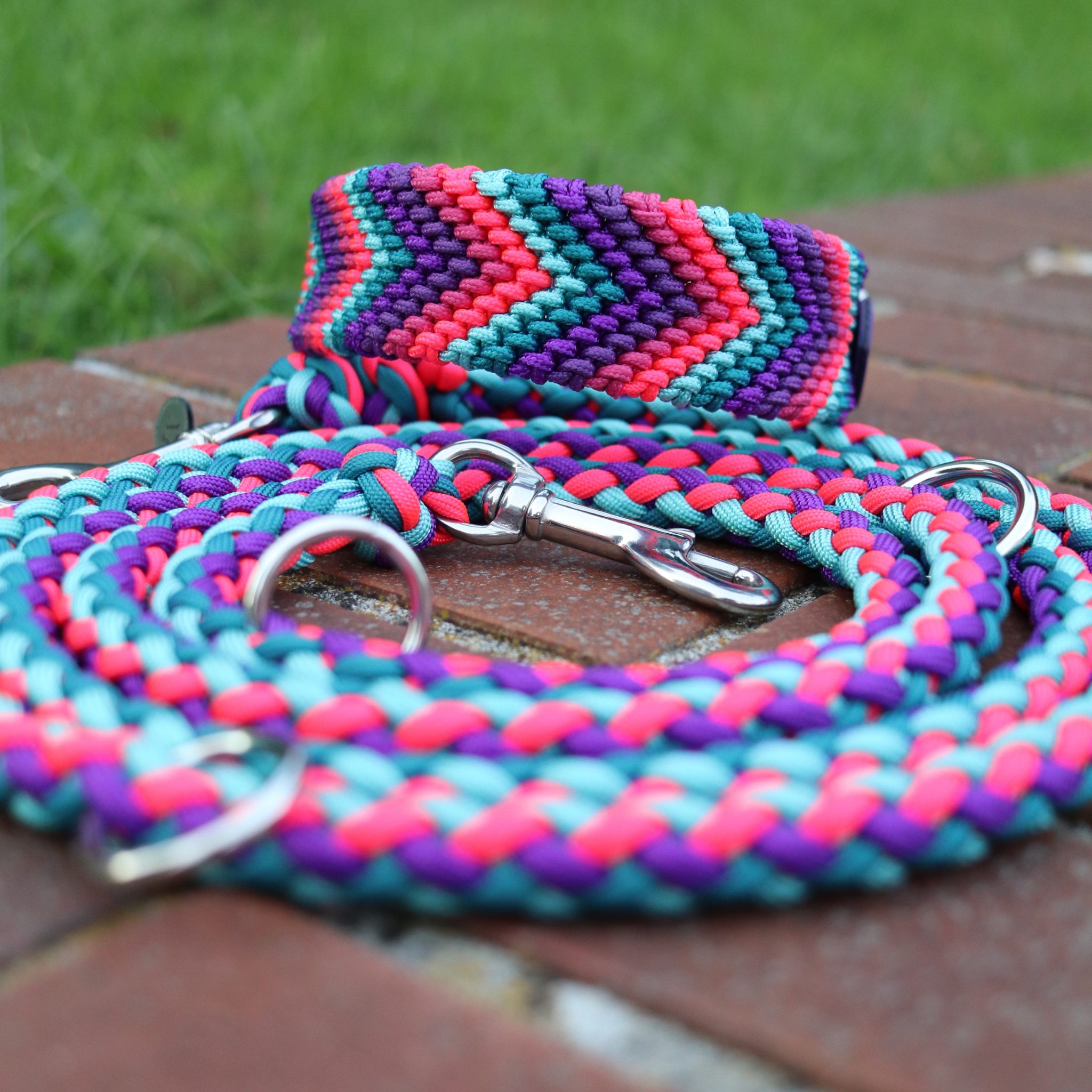 Paracordkombi in Lila und Neon Pink