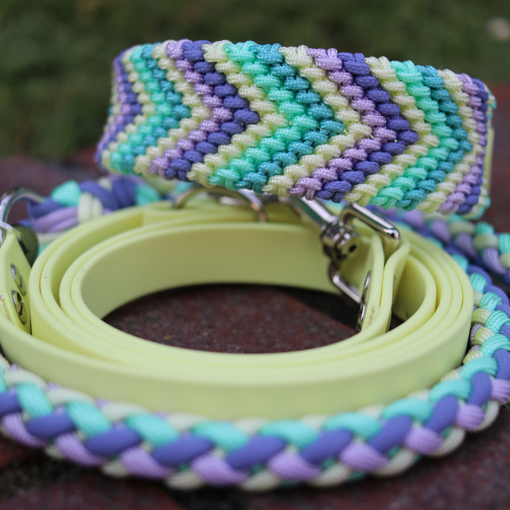 Paracordkombi in Pastellgelb und Lila